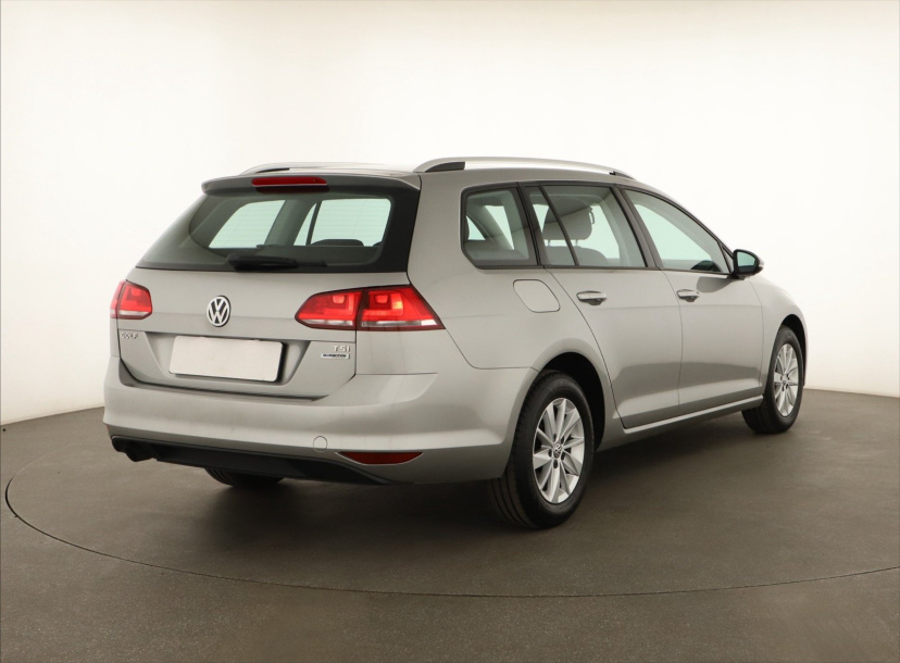 Volkswagen Golf, 2016