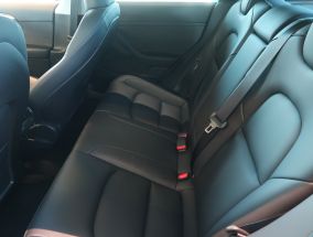 Tesla Model 3 - 2021