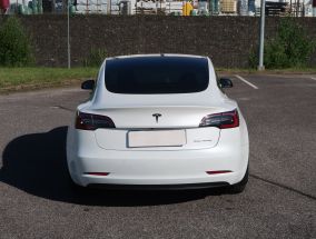 Tesla Model 3 - 2021