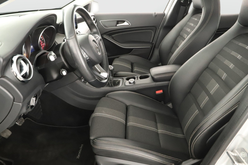 Mercedes-Benz GLA, 2019