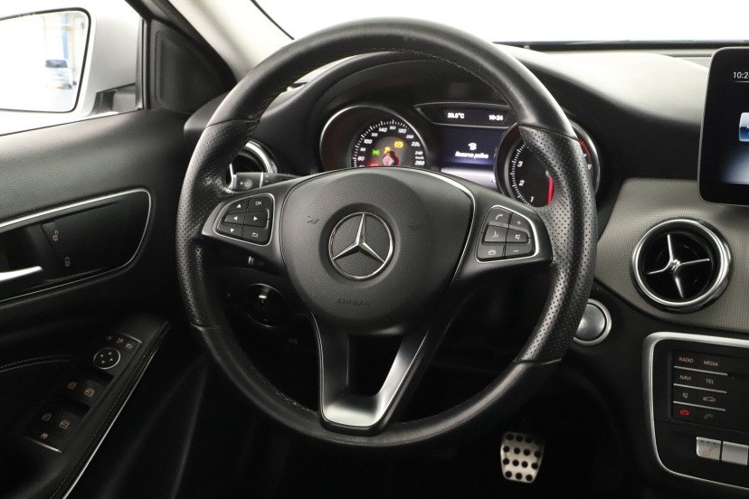 Mercedes-Benz GLA, 2019