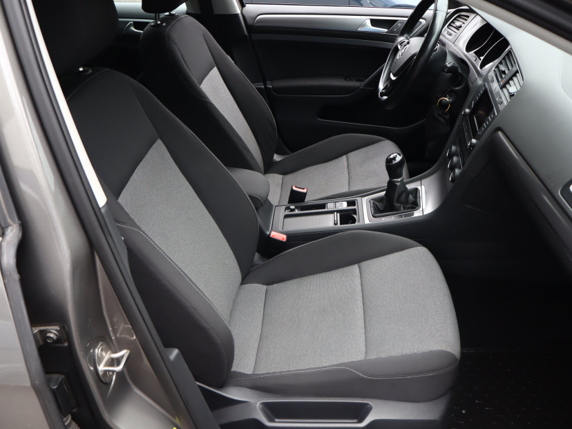 Volkswagen Golf, 2014