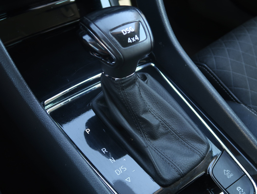 Škoda Karoq, 2018