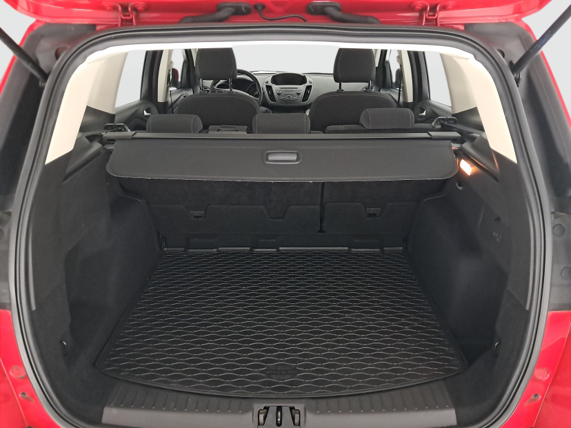 Ford Kuga, 2019