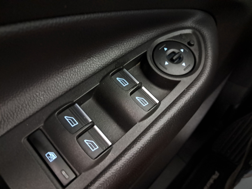 Ford Kuga, 2019