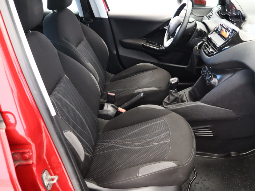 Peugeot 208, 2014