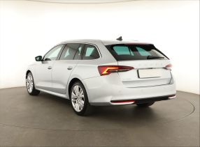 Škoda Octavia - 2024