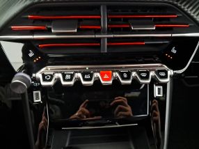 Peugeot e-2008 - 2023