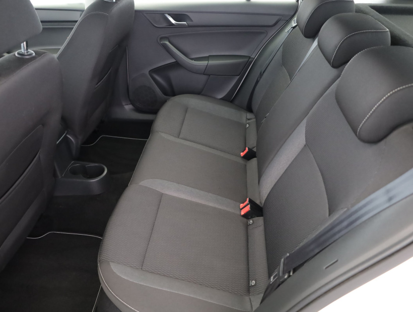 Škoda Rapid Spaceback, 2015