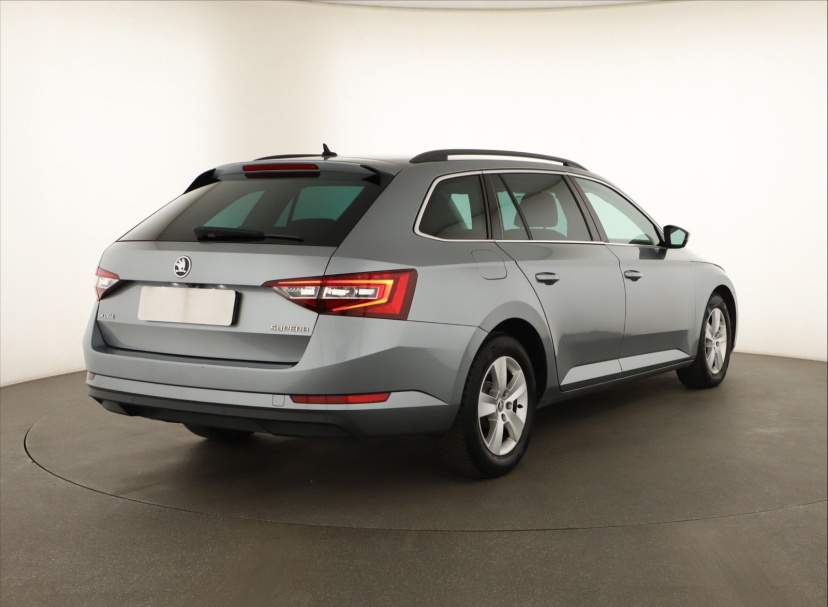 Škoda Superb, 2018