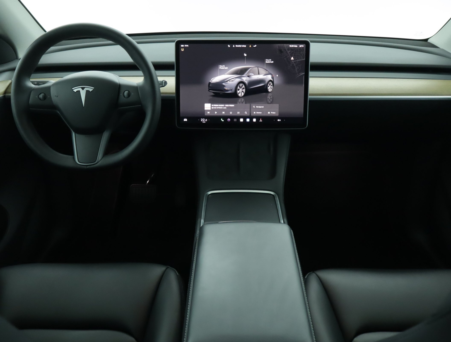 Tesla Model Y Long Range AWD – fotografie 10