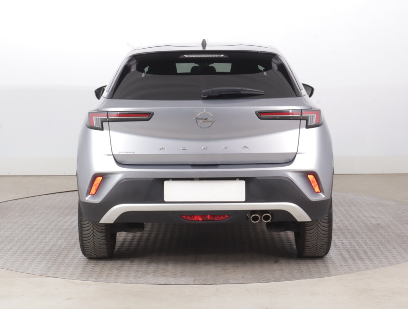 Opel Mokka, 2021