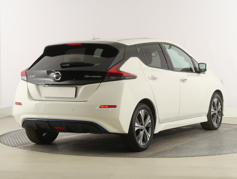Nissan Leaf, 2020