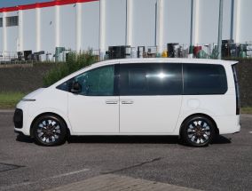 Hyundai Staria - 2022