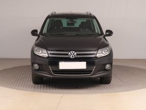 Volkswagen Tiguan - 2011