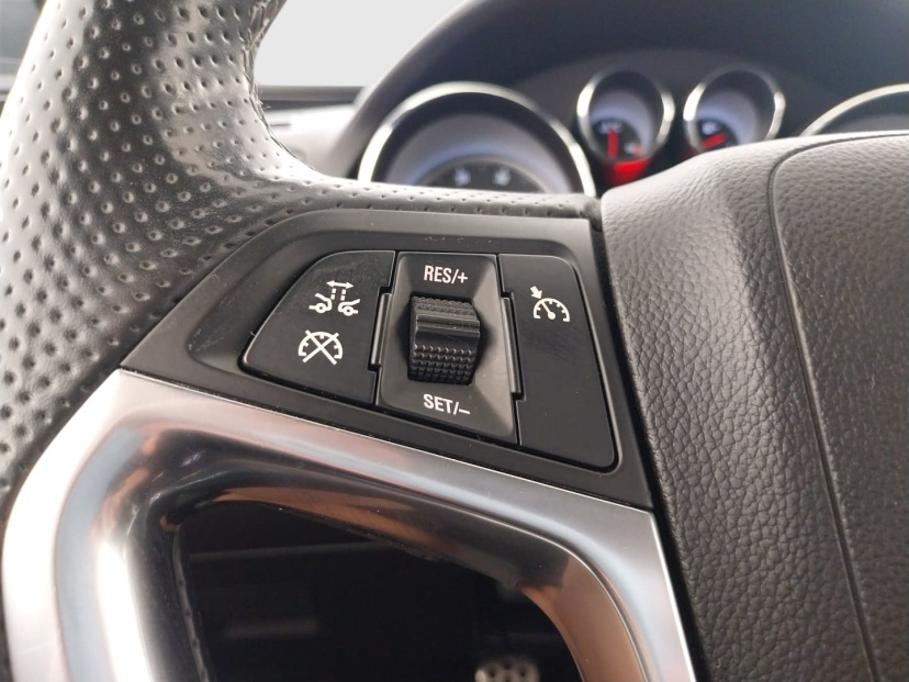 Opel Insignia, 2012