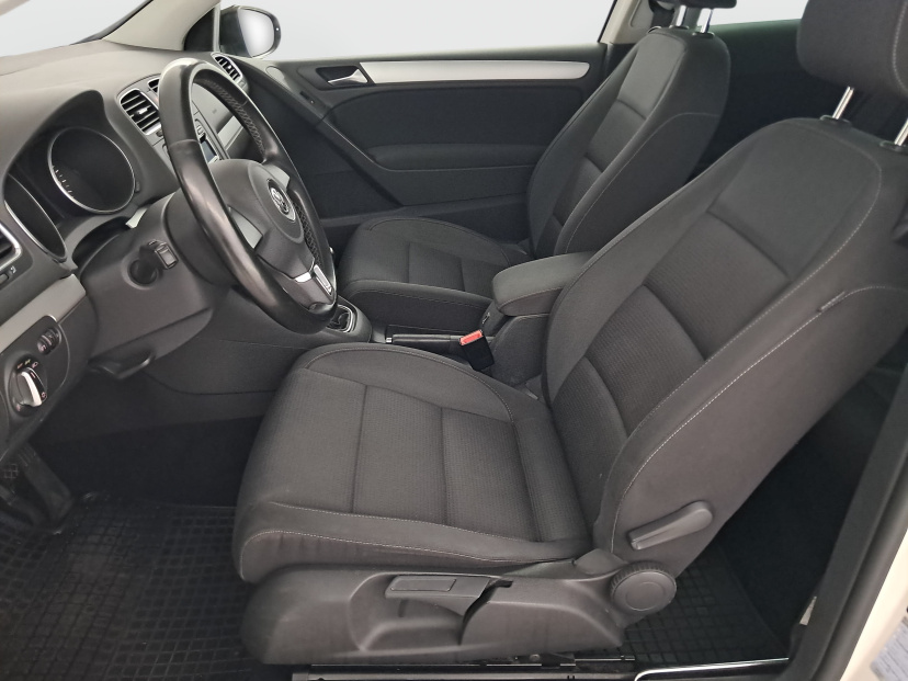 Volkswagen Golf, 2010