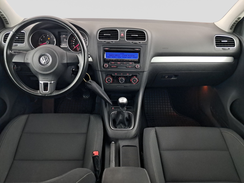Volkswagen Golf, 2010