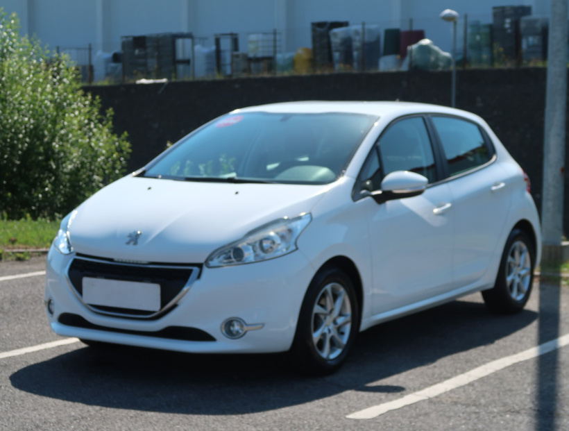 Peugeot 208, 2014
