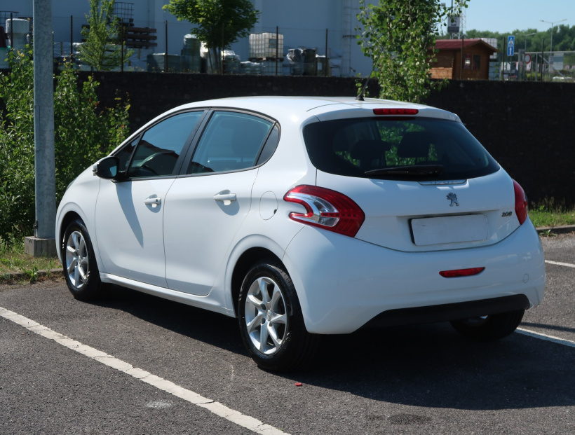 Peugeot 208, 2014