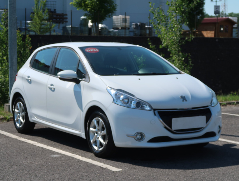 Peugeot 208, 2014