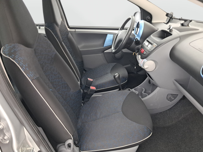 Peugeot 107, 2011