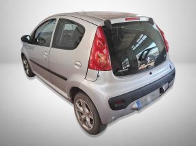 Peugeot 107 - 2011