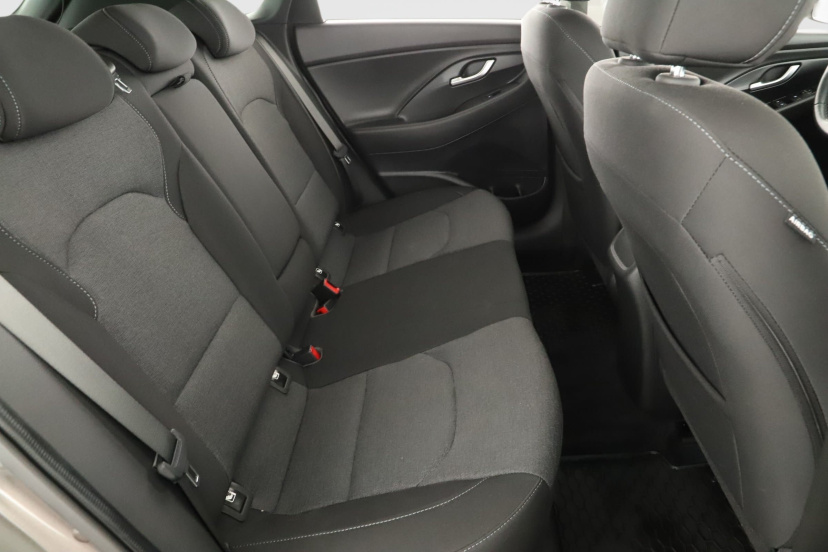 Hyundai i30, 2022
