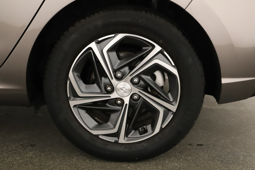 Hyundai i30, 2022