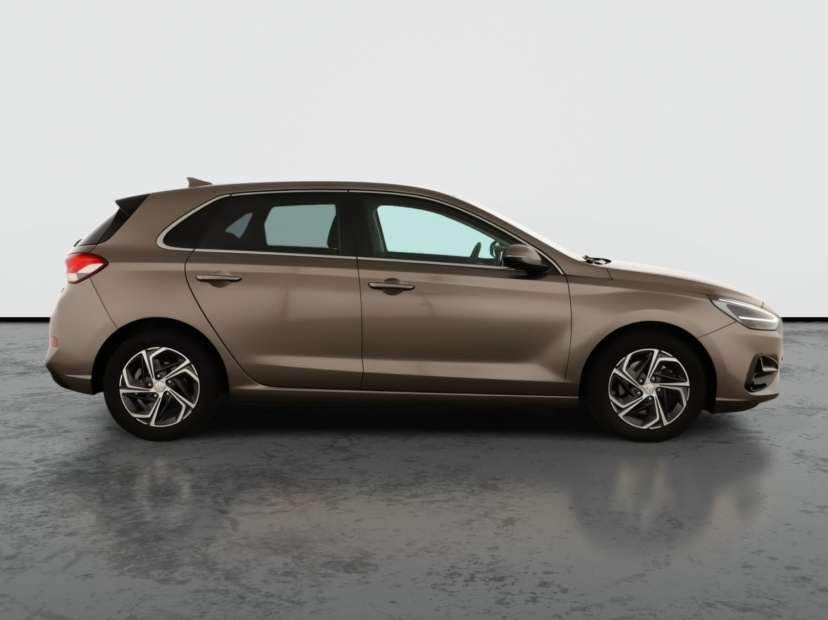 Hyundai i30, 2022