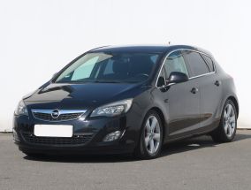 Opel Astra - 2010