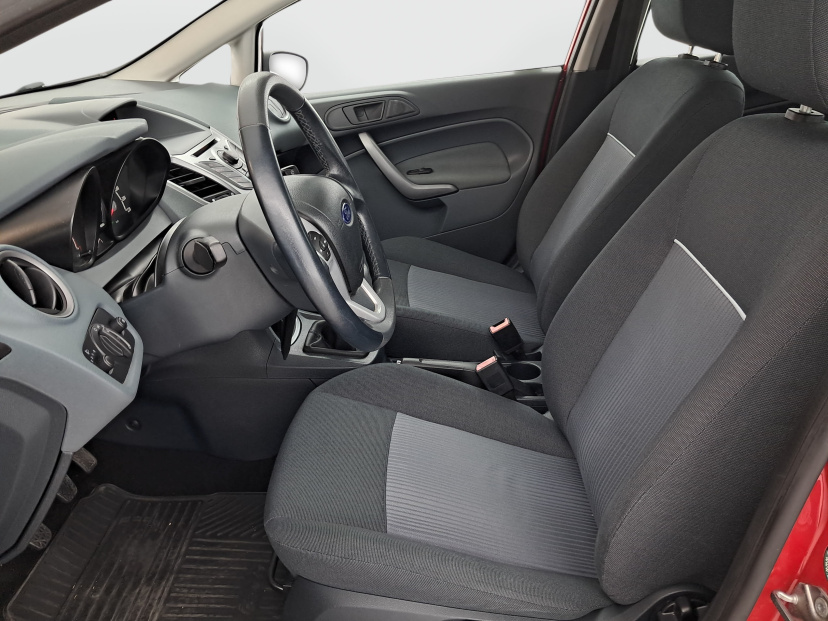 Ford Fiesta, 2010