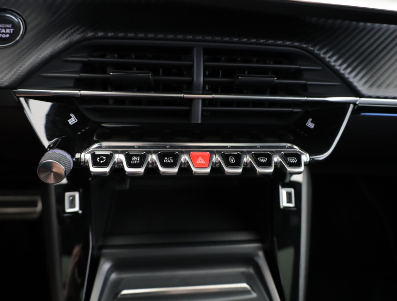 Peugeot 2008, 2020