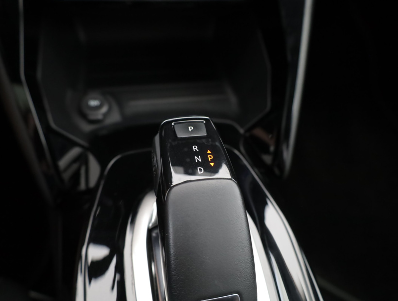 Peugeot 2008, 2020