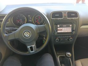 Volkswagen Golf - 2010