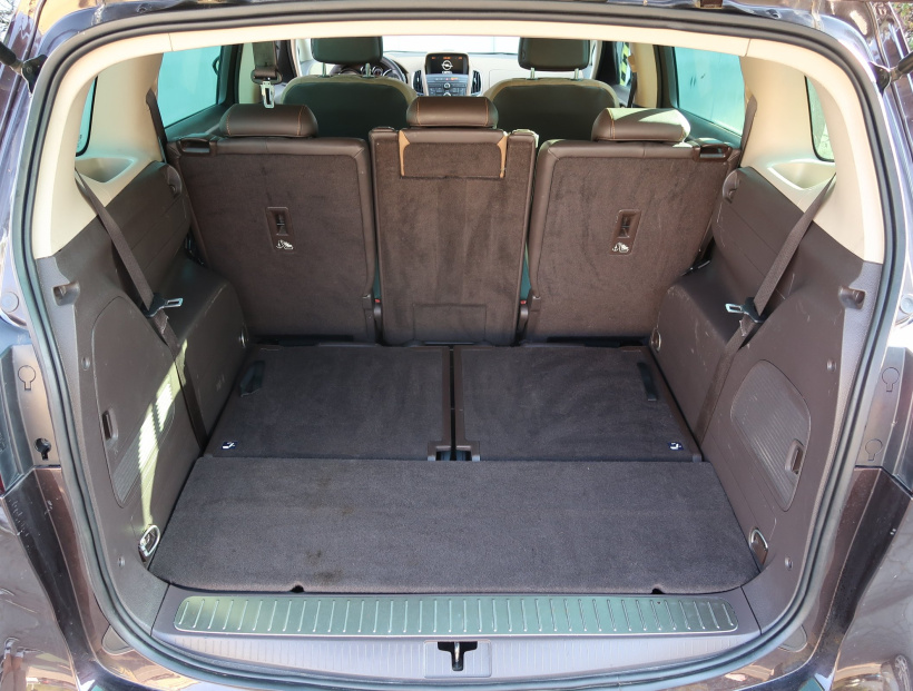 Opel Zafira, 2012