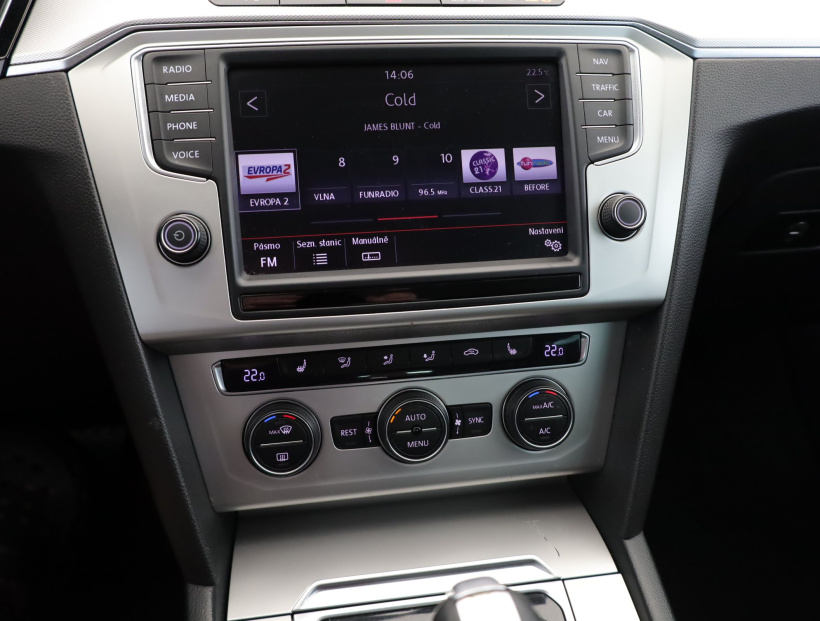 Volkswagen Passat, 2015