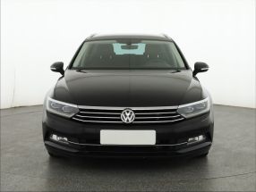 Volkswagen Passat - 2015