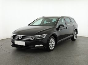 Volkswagen Passat - 2015