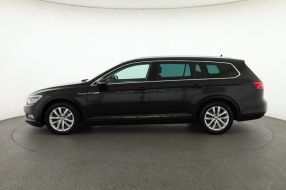 Volkswagen Passat - 2015