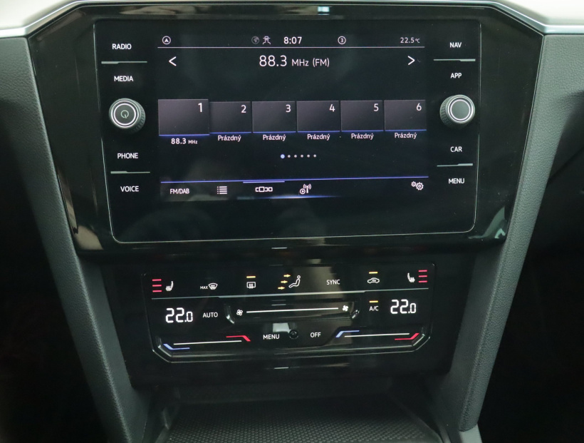 Volkswagen Passat, 2021