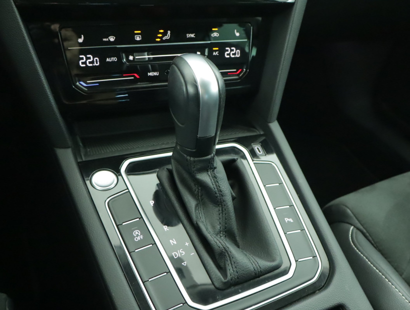 Volkswagen Passat, 2021
