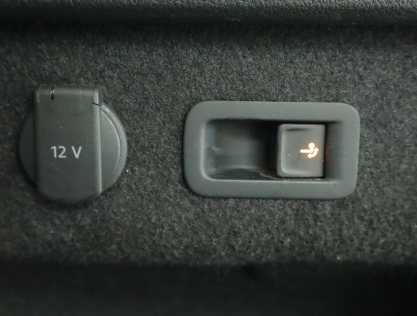 Volkswagen Passat, 2021