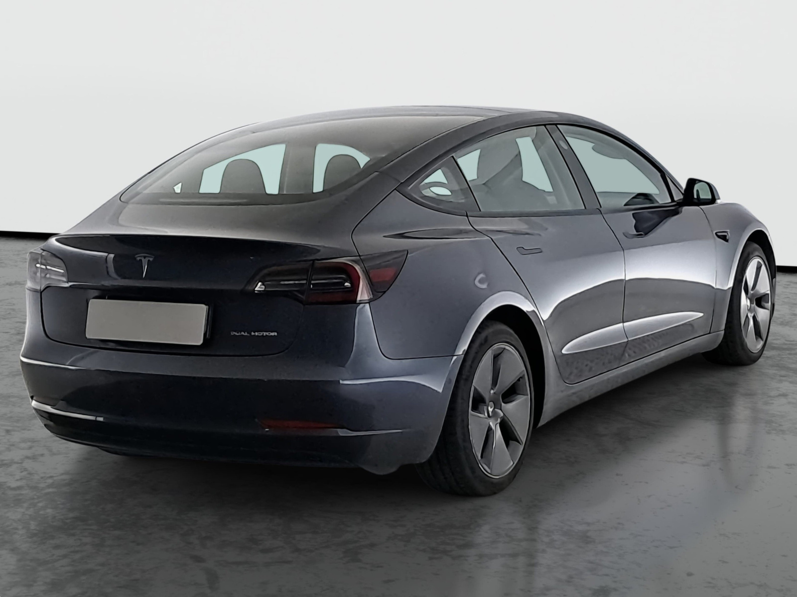 Tesla Model 3 Long Range AWD – fotografie 7