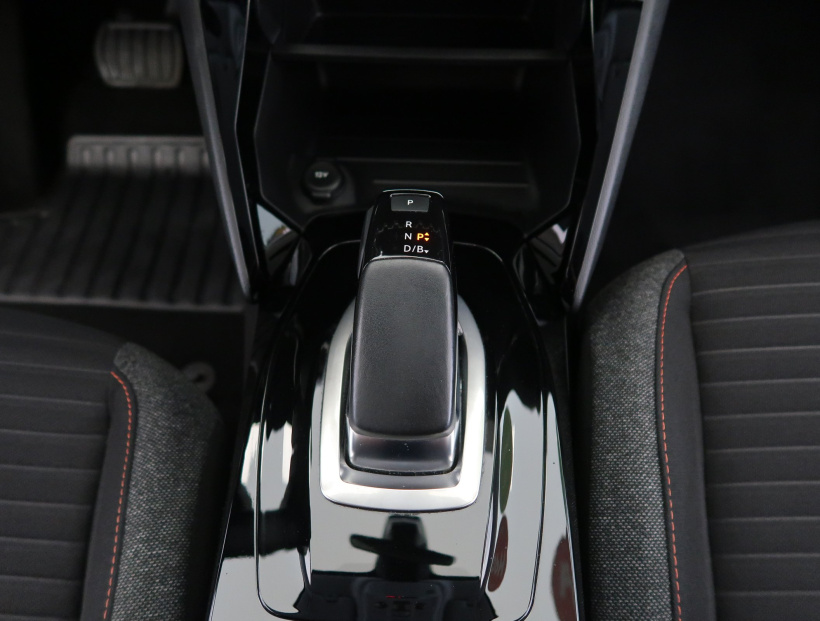 Peugeot e-208, 2021