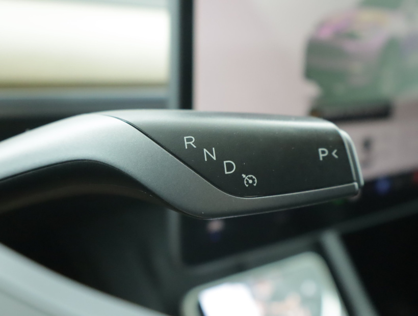 Tesla Model Y, 2022