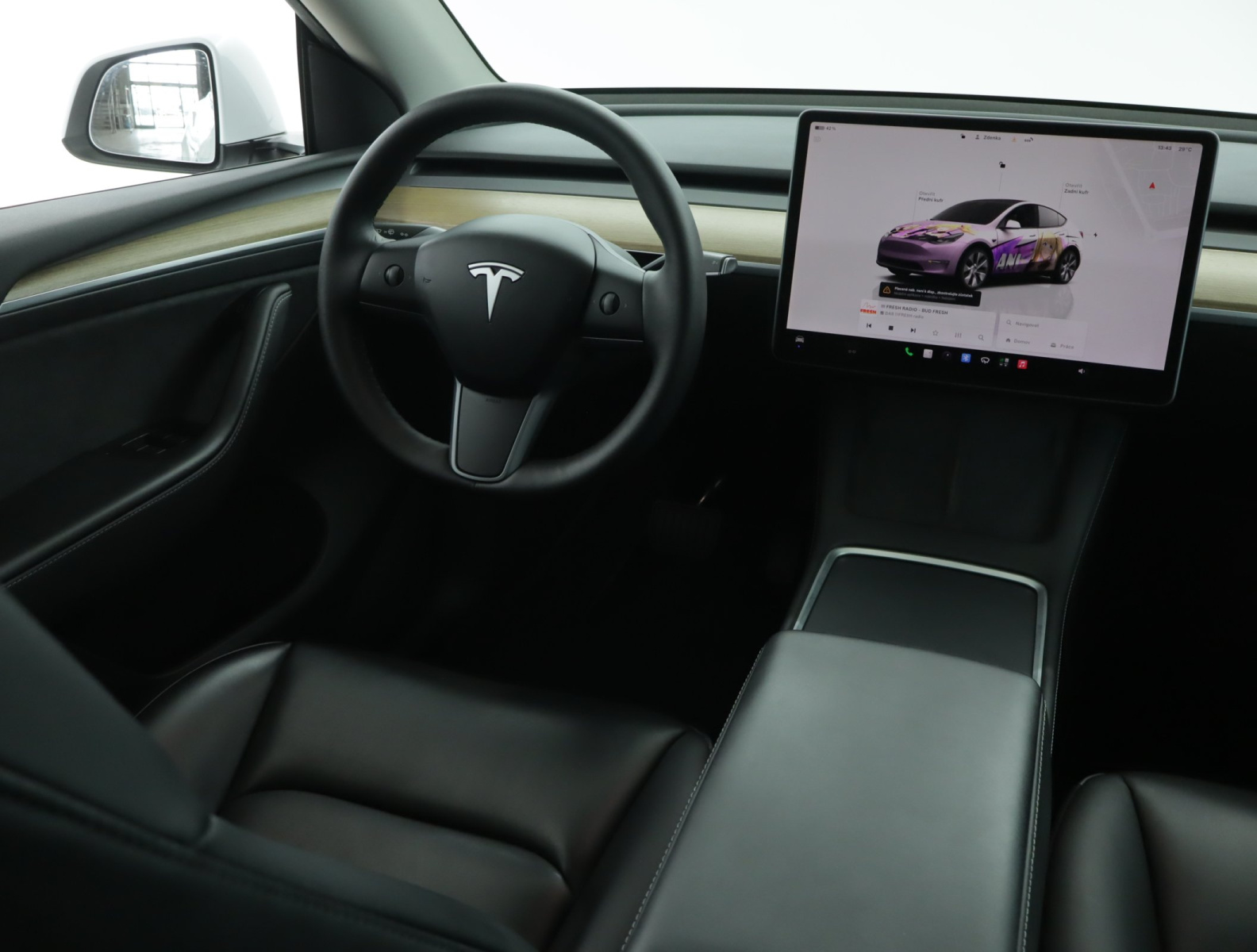 Tesla Model Y Long Range AWD – fotografie 9