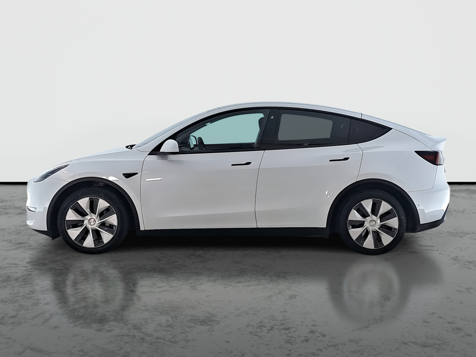 Tesla Model Y Long Range AWD – fotografie 4