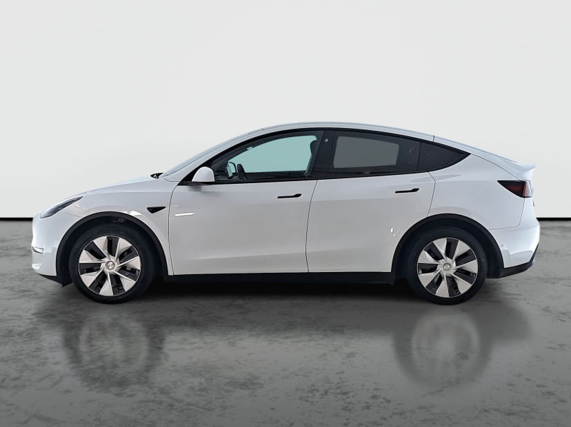 Tesla Model Y, 2022