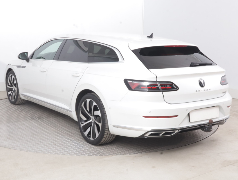 Volkswagen Arteon, 2021